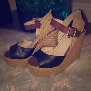 Women’s platform wedge sandal sz 7.5